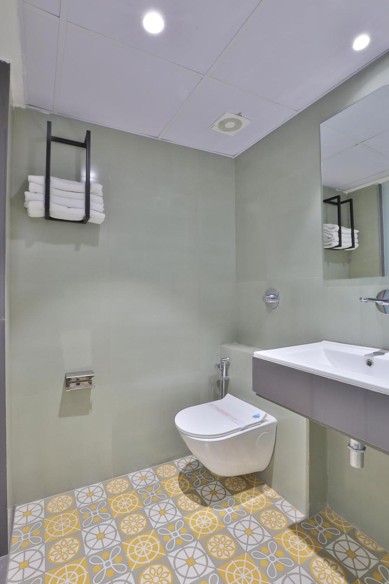 Hotel The Grand Suites Ahmedabad Esterno foto